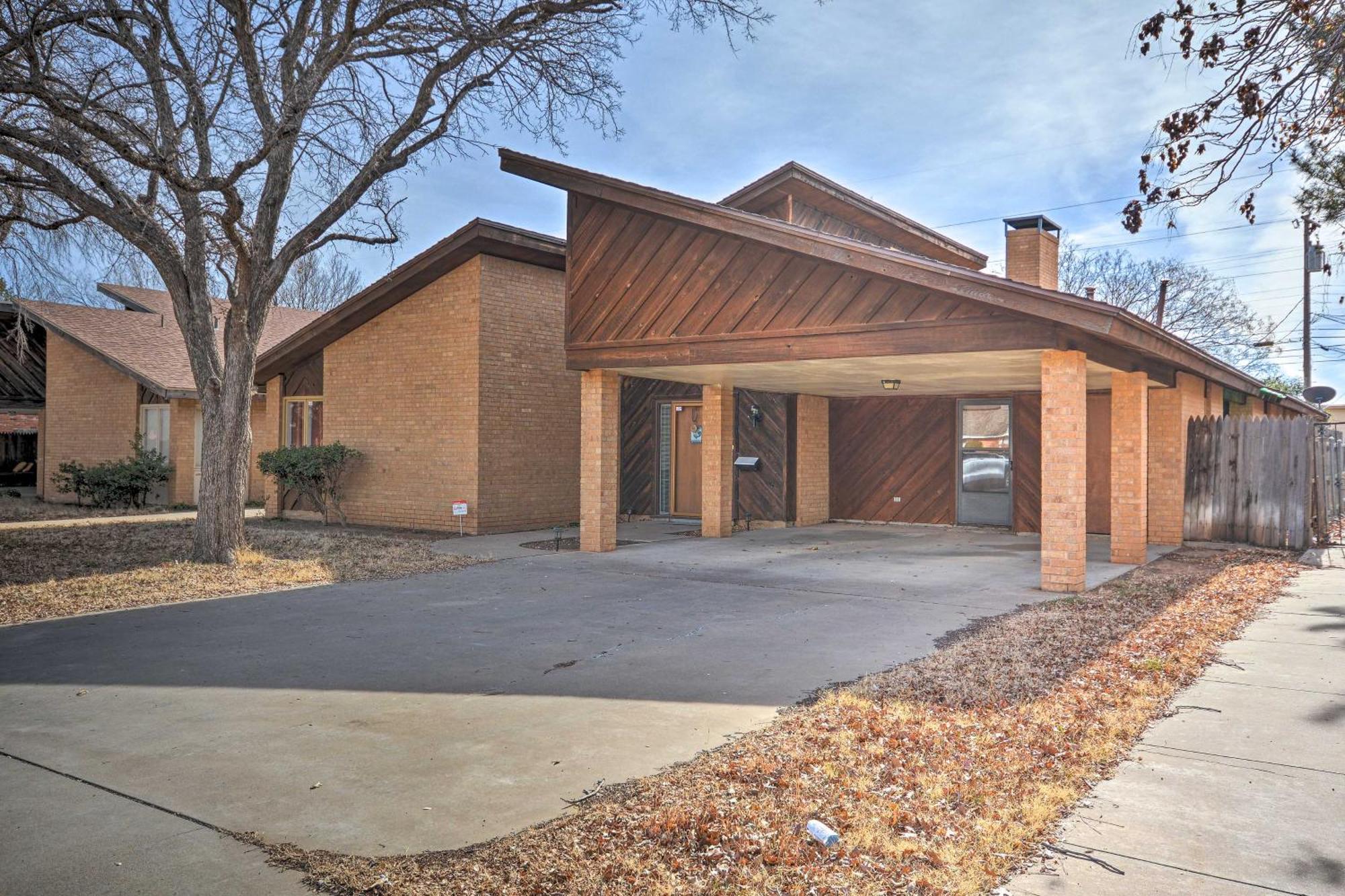 Lubbock Townhome With Grill Near Ttu And Downtown! Kültér fotó
